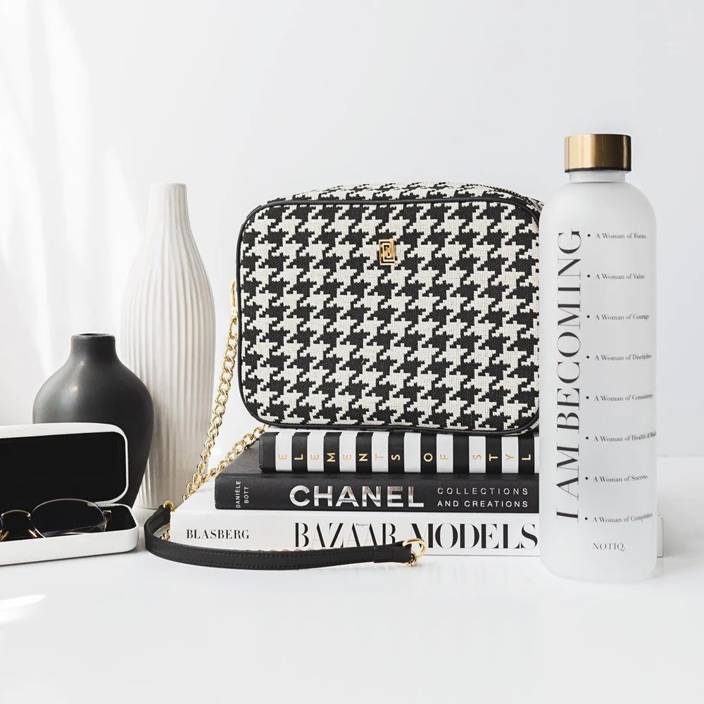 Notiq Soigné Houndstooth Classic Handbag